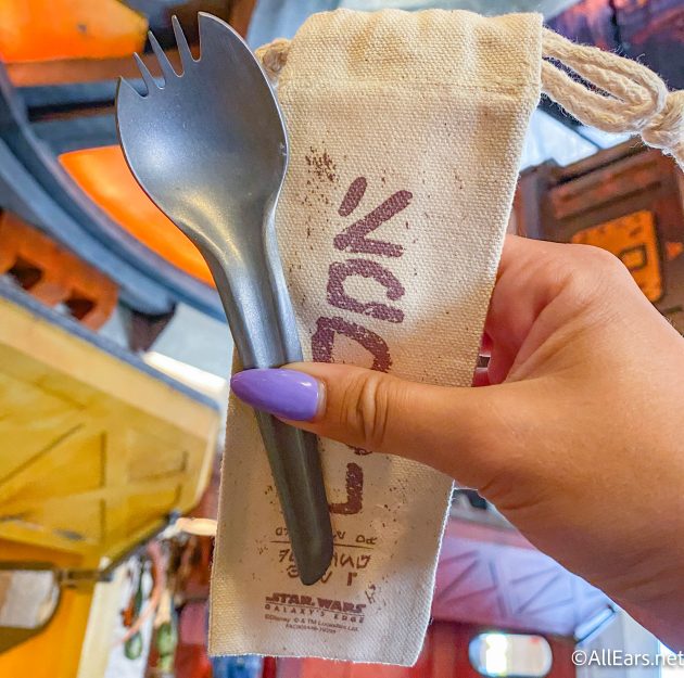 New Star Wars: Galaxy's Edge Droid Depot Cutlery Set Available in  Disneyland - Disneyland News Today