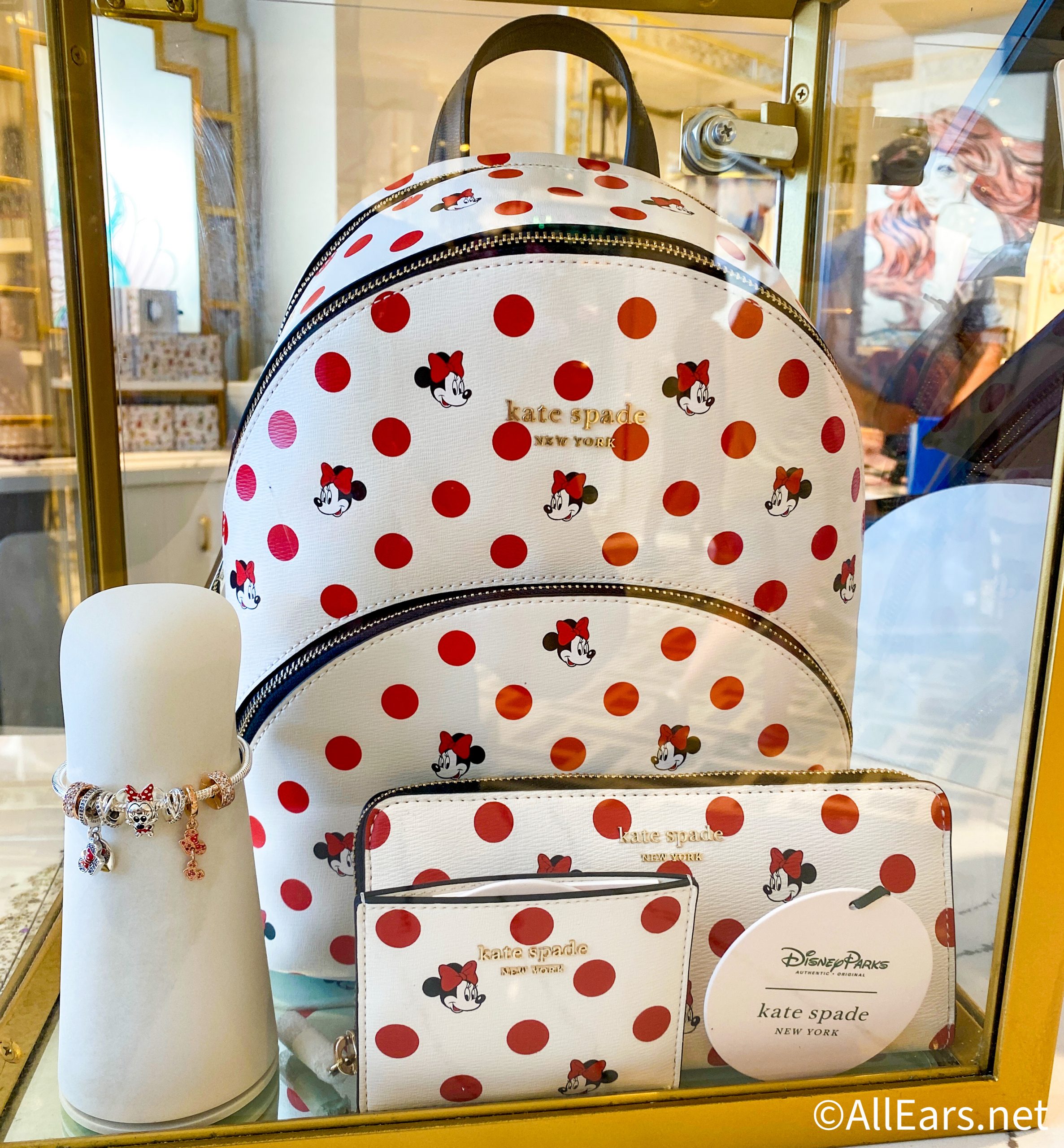 Total 75+ imagen disney kate spade minnie mouse - Abzlocal.mx