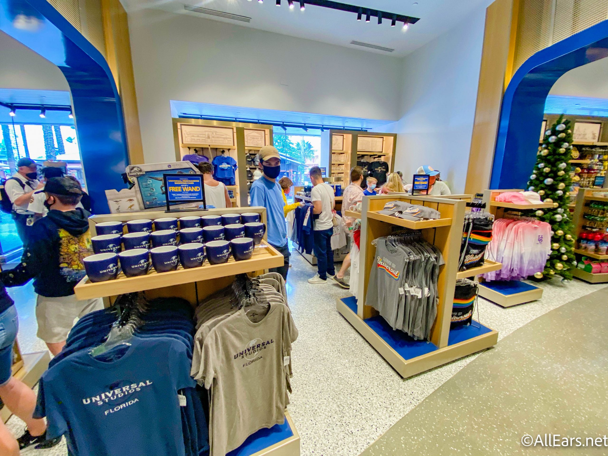 PHOTOS: New Studio Souvenirs Store Opens at Universal CityWalk in Hollywood  - WDW News Today