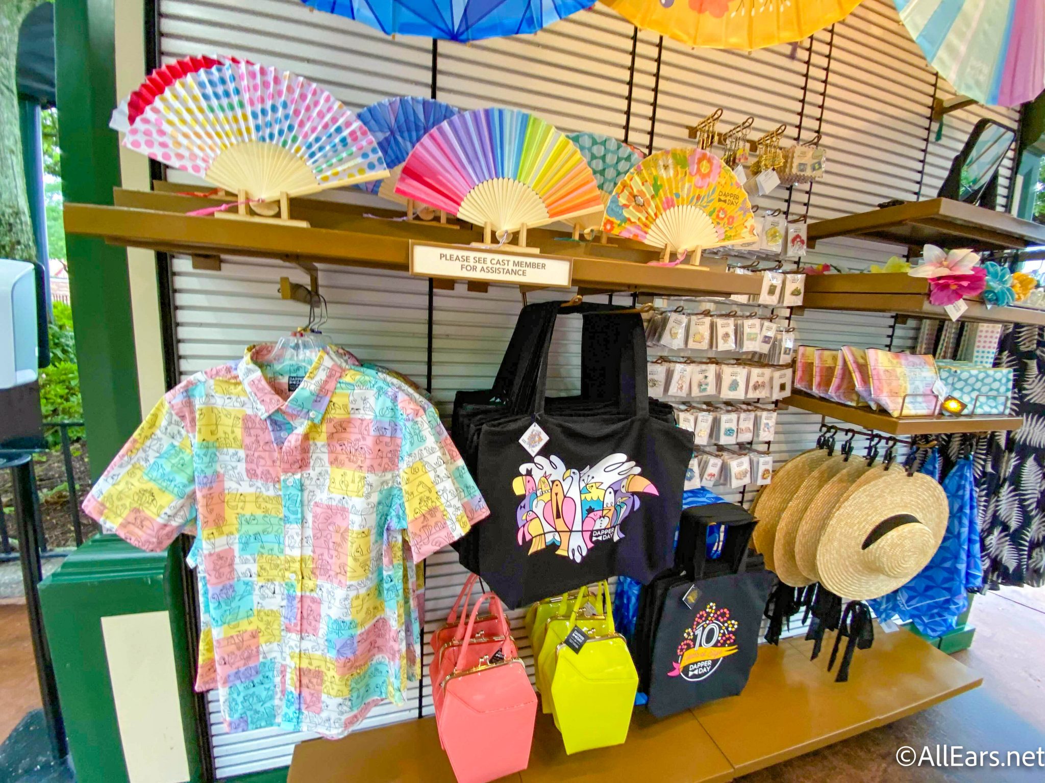 PHOTOS Dapper Day Is in Full Swing in Disney World!