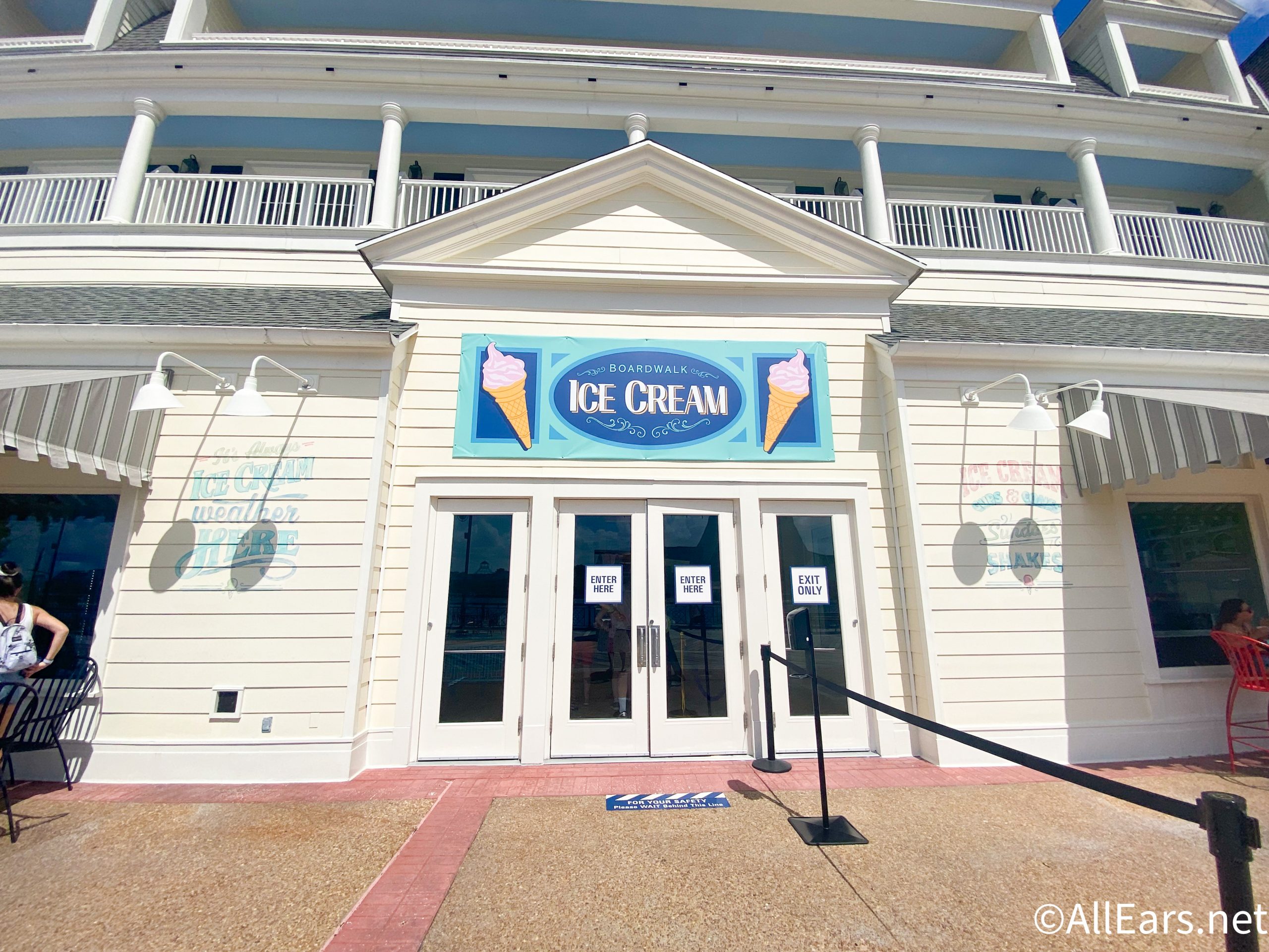 REVIEW of the NEW BoardWalk Ice Cream Shop in Disney World!