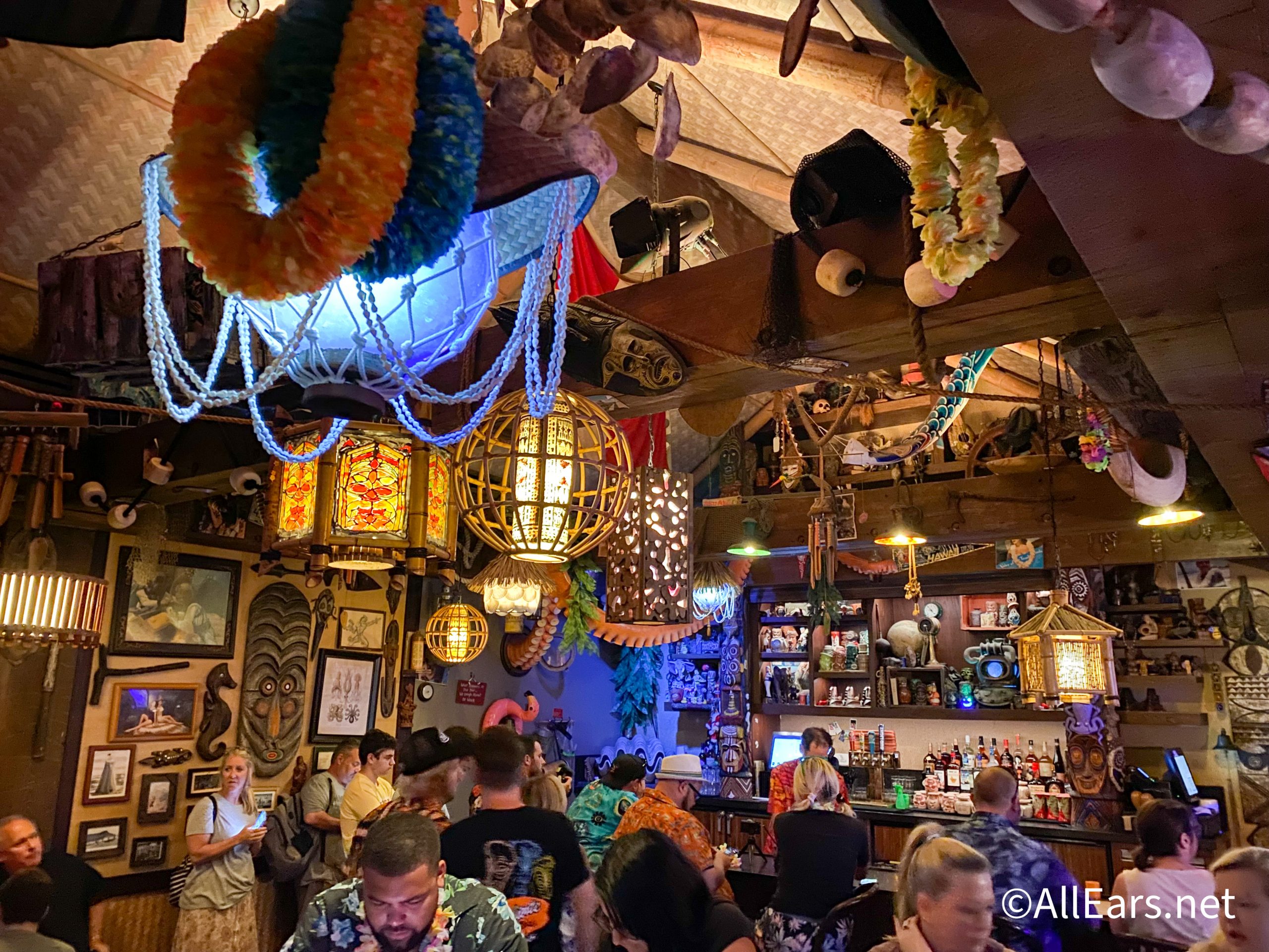 How To Get the NEW Trader Sam's Tiki Mug in Disney World - AllEars.Net