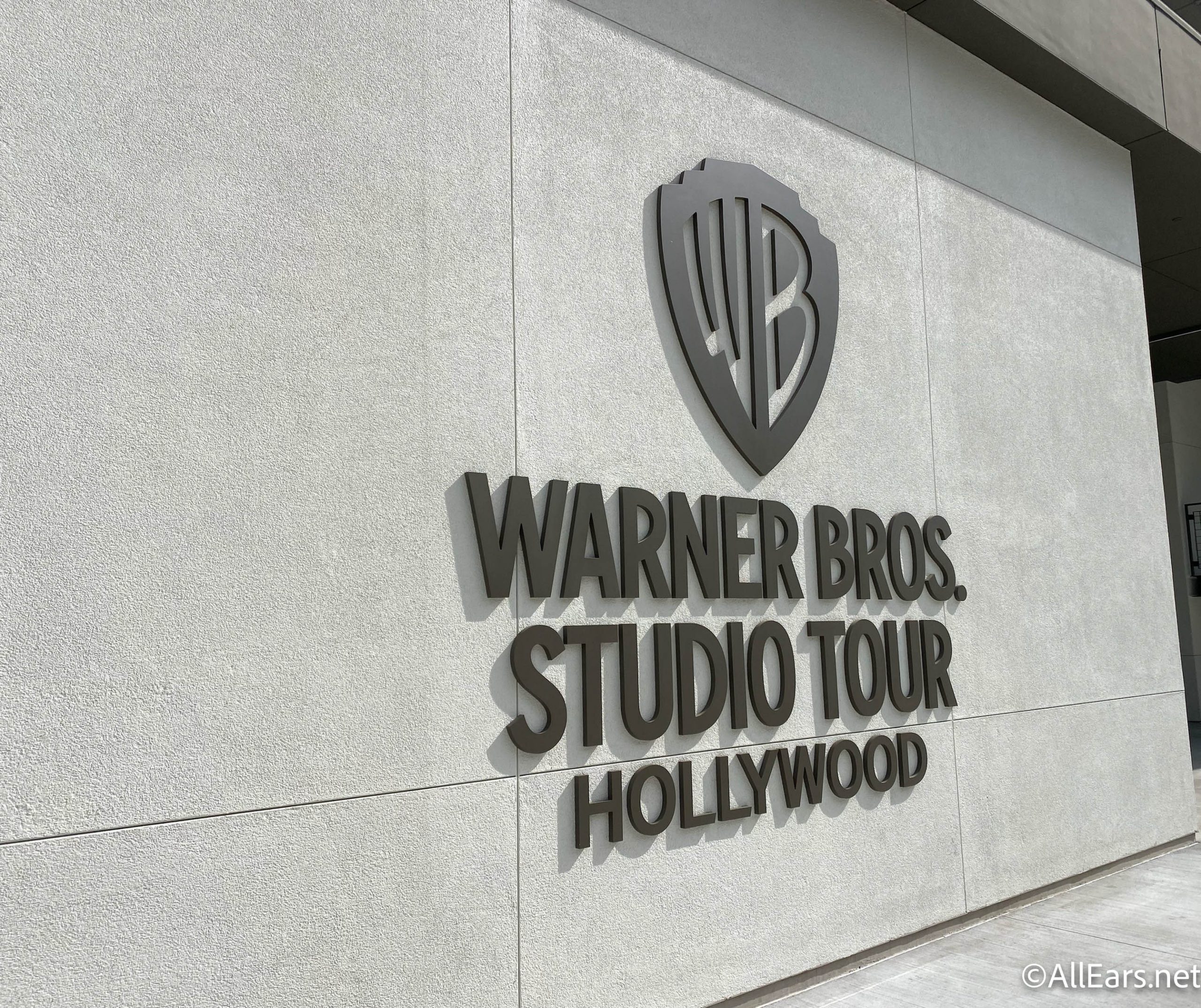 warner brothers tour hollywood