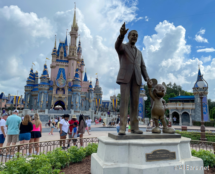 VIDEO: New Series Gives an Inside Look at the History of Disney World! 