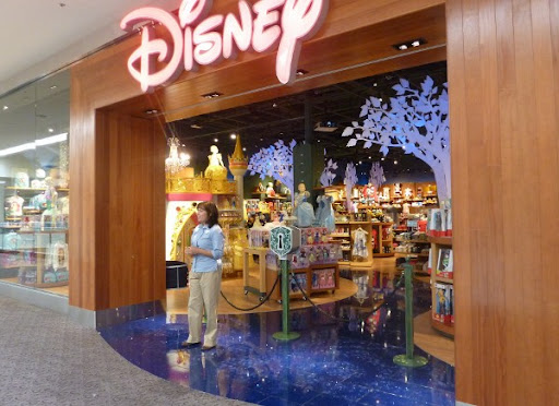 The First Disney Store Opens at a Mall: Today in Disney History