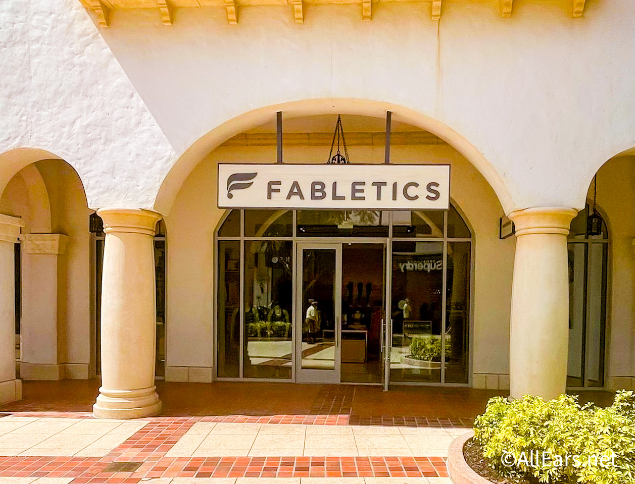 Kate Hudson's Fabletics is Now Open in Disney Springs! - AllEars.Net