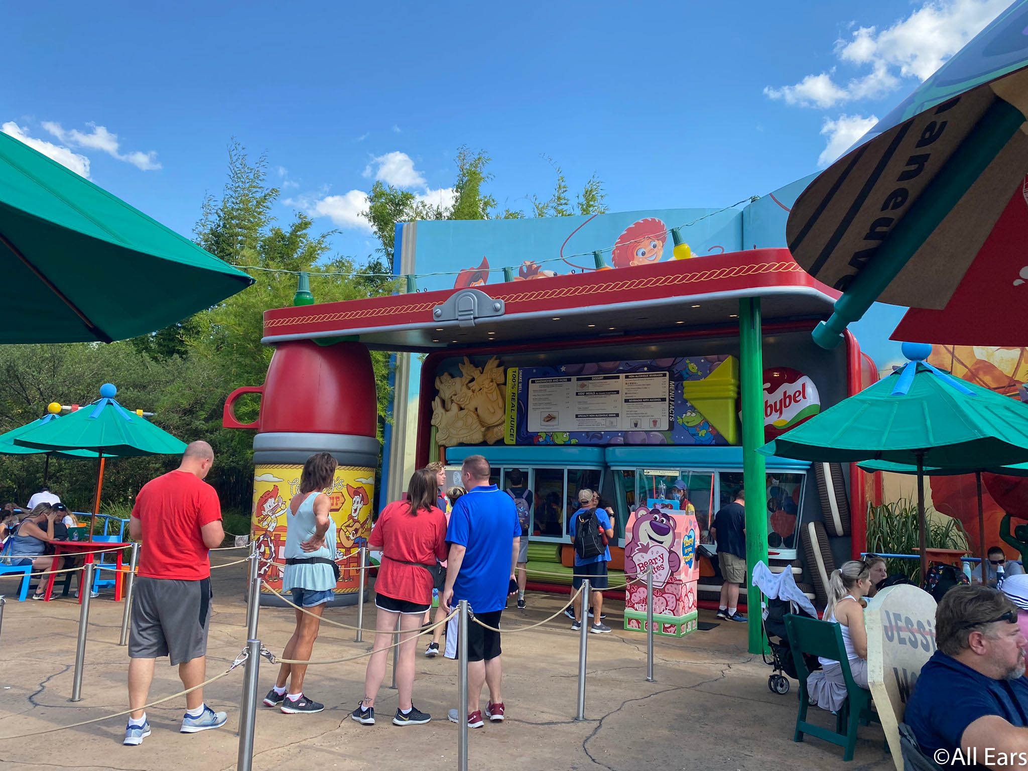 2021 reopening wdw hollywood studios toy story land woody's lunch box