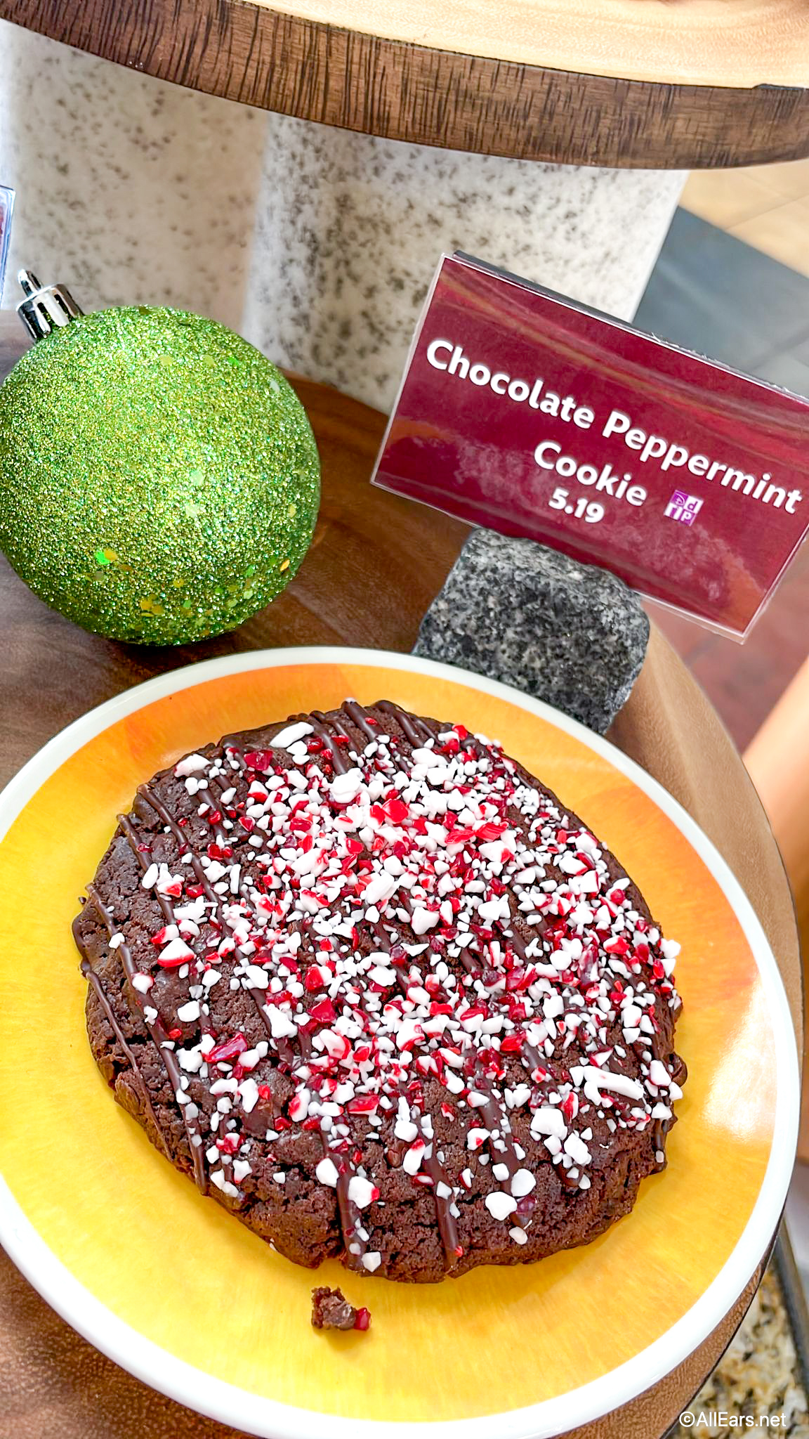 Chocolate Peppermint Cookie
