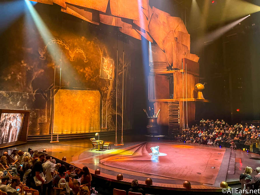PHOTOS & VIDEO Cirque du Soleil’s ‘Drawn to Life’ Opens in Disney