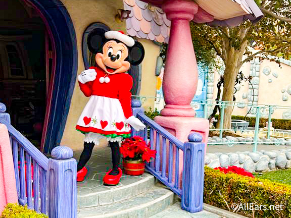 PHOTOS: There's a New Place to See Minnie Mouse in Disney World! 