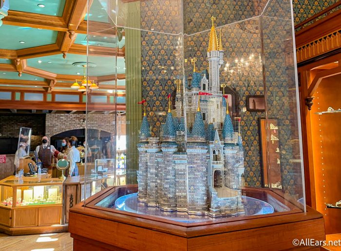 Disney Merchandise 2023 - TOP 10 FAVE Souvenirs to Purchase 