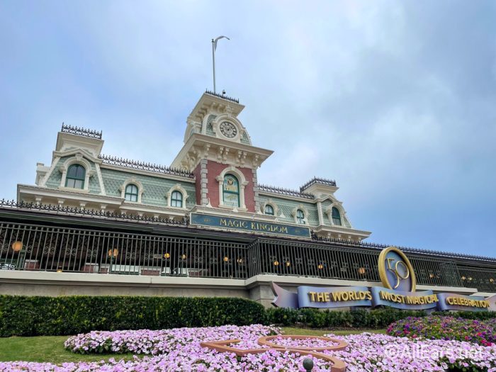 Walt Disney World Railroad Testing Spotted at Magic Kingdom :  r/WaltDisneyWorld