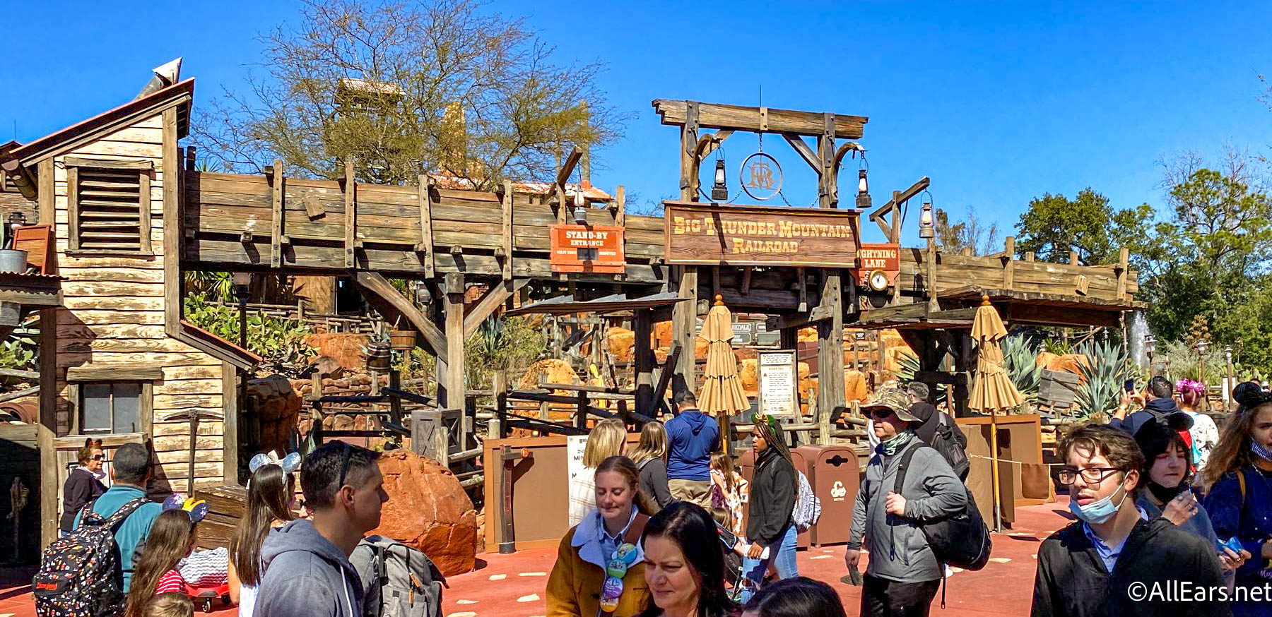 BREAKING: Walt Disney World Railroad at Magic Kingdom Reopens After 4 Years  - WDW News Today