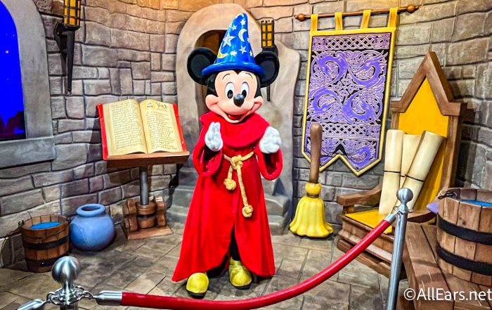 Sorcerer Mickey Returns To Classic Location Perhaps Hinting At Fantasmic!  Return Soon - Inside the Magic