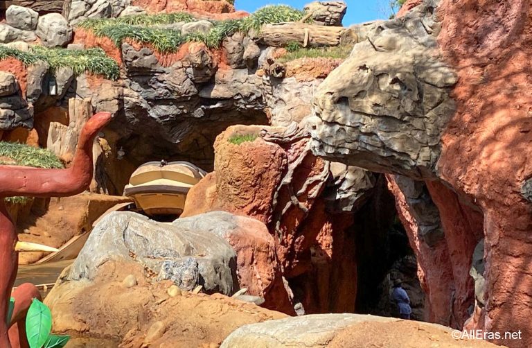 PHOTOS: Splash Mountain Evacuated in Disney World Early Today - AllEars.Net