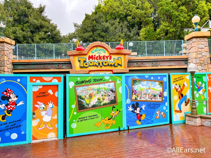 Disneyland Mickey's Toontown REVIEW – Though the attractions in