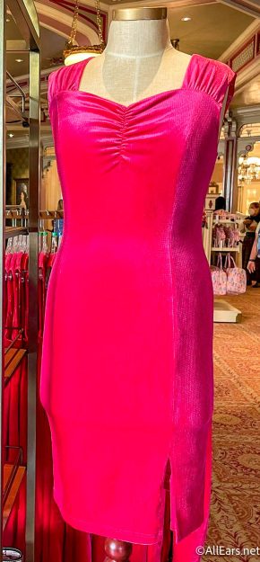 PHOTOS: The Showstopping Jessica Rabbit Dress is Now Available in ...