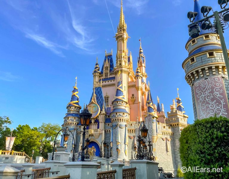 18 Things You Didn’t Know About Walt Disney World's Cinderella Castle ...
