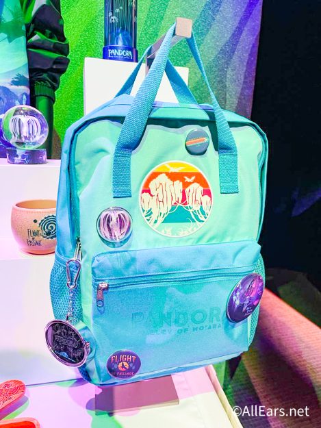 WDW - Loungefly Pandora The World of Avatar Light Up Backpack