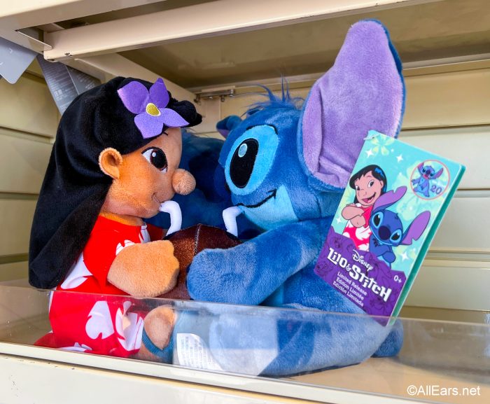 Disney Parks Signature Puzzle Lilo and Stitch 20th Anniversary 1000 Pieces