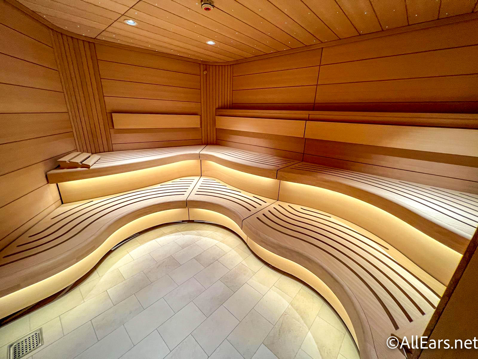 2022-dcl-disney-cruise-line-disney-wish-media-event-preview-senses-spa-changing-room-relaxation-room- hammam-shower-37 - AllEars.Net