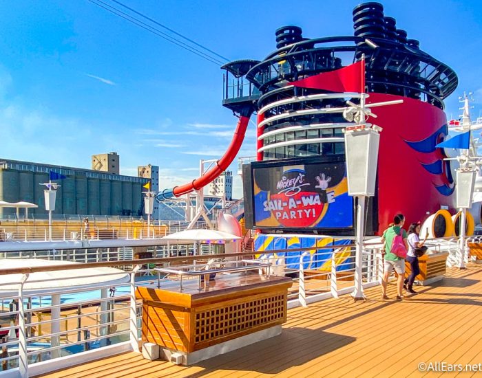 disney magic cruise boat