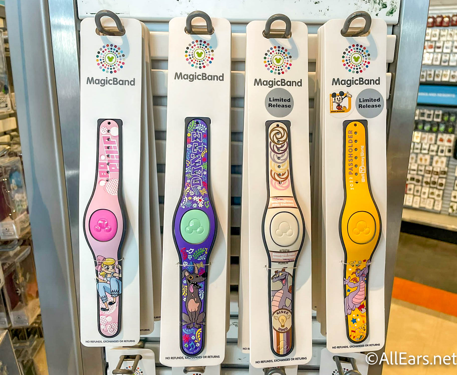 Four NEW MagicBands Just Released in Disney World 