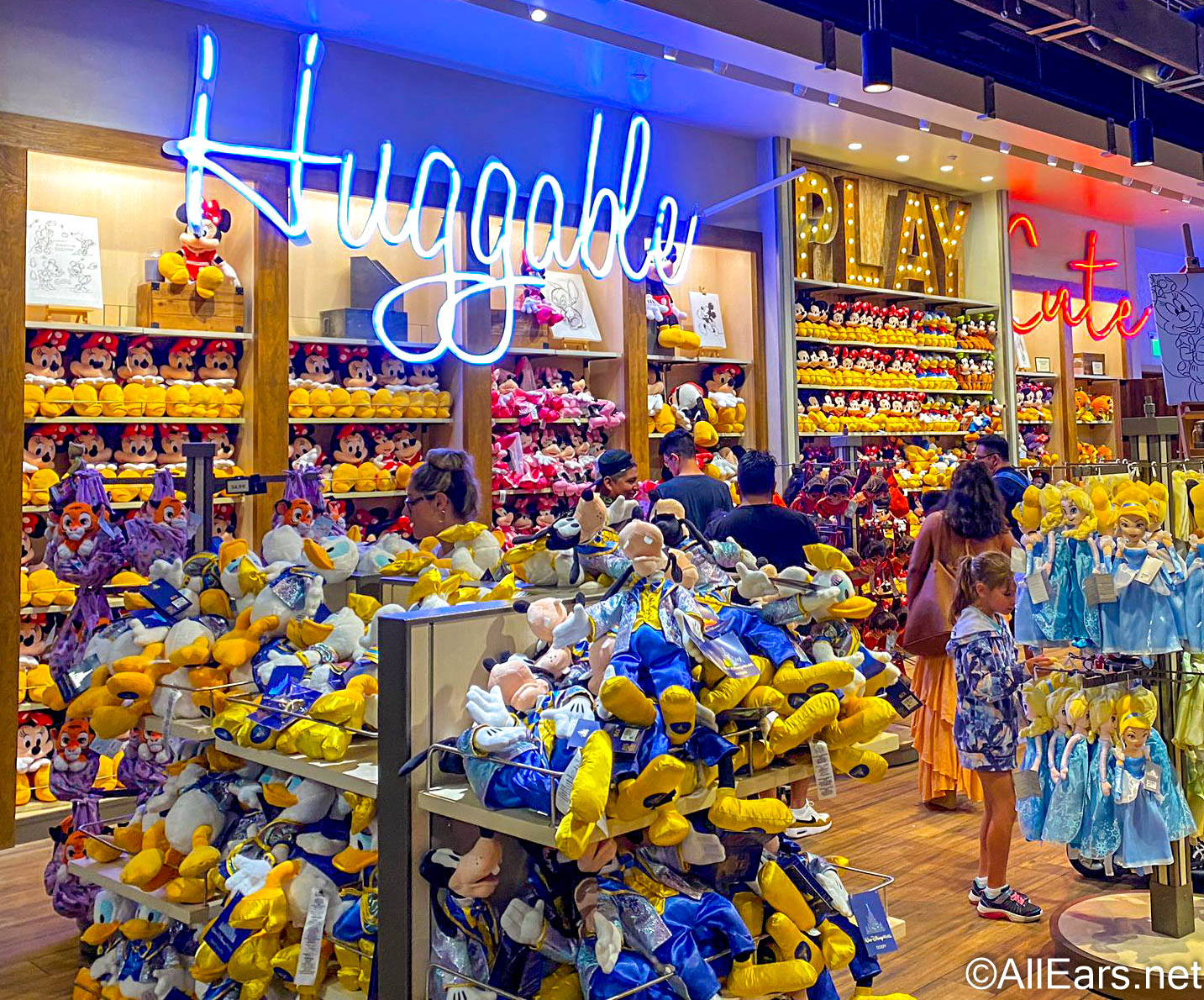 Disney Munchling Plush Characters Hit The Shelves at Walt Disney World -  WDW News Today