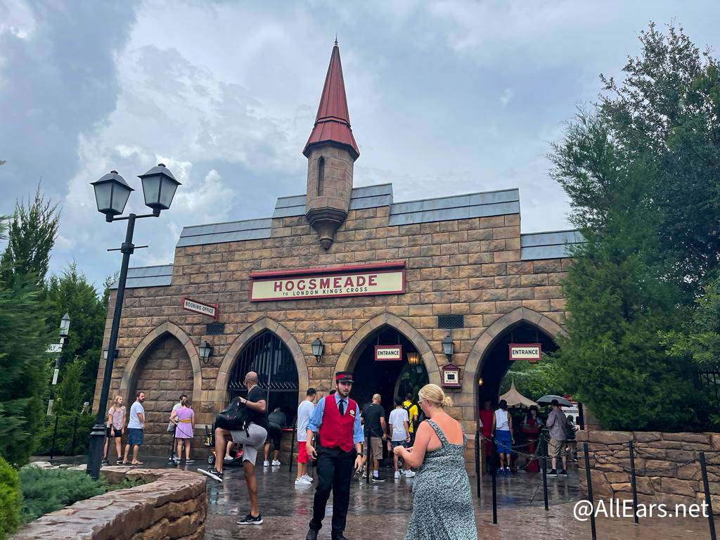 Universal Orlando - Islands Of Adventure - Entrance Lighth…