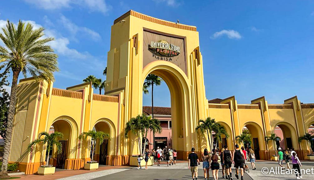 What Is The Best Day of the Week To Go To Universal Studios? 