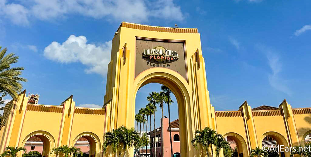 Universal to Open Texas Family Theme Park, Las Vegas Horror Experience