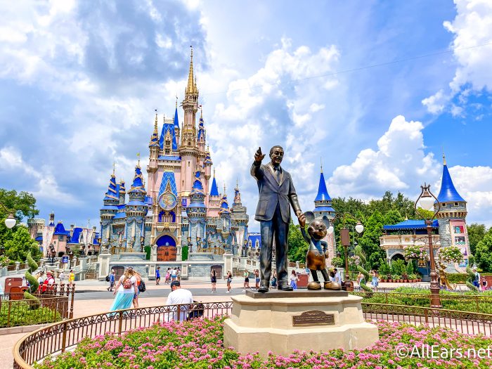 AllEars TV: HUGE UPDATES in Magic Kingdom - AllEars.Net