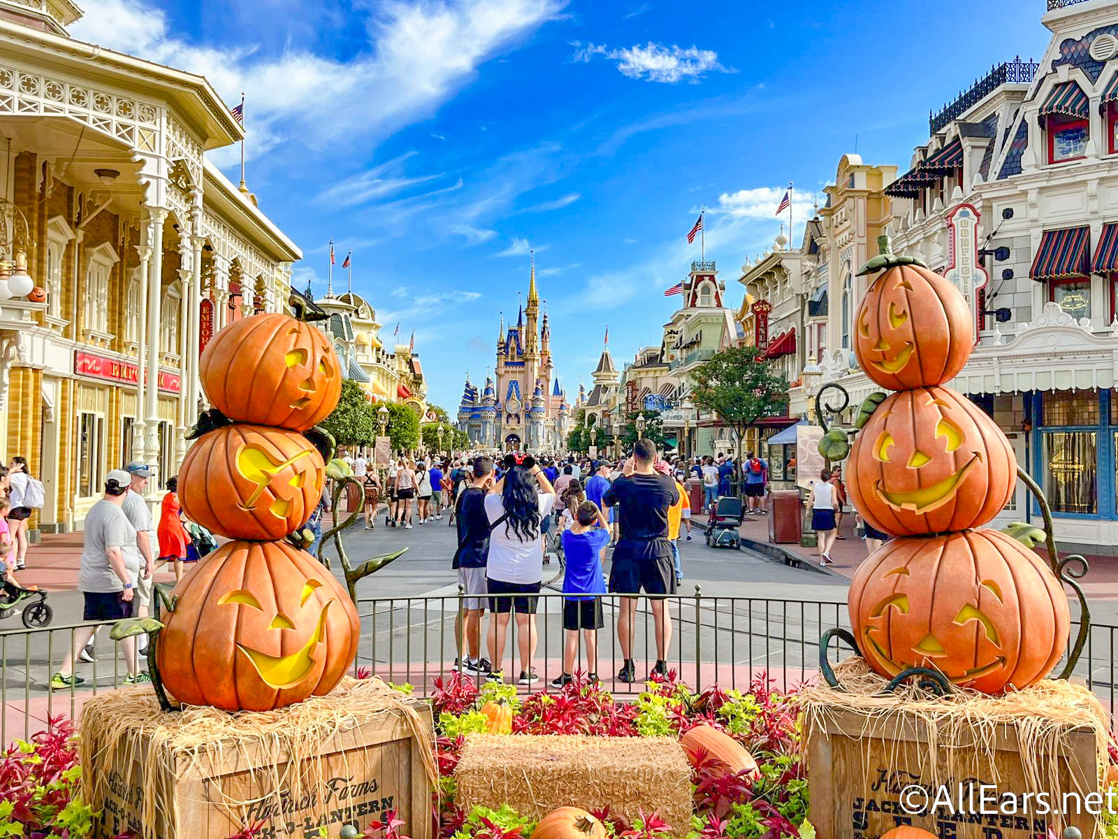 Magic Kingdom Got Even MORE Halloween Decor Overnight! - AllEars.Net