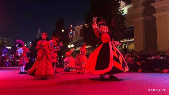 All Of The Entertainment At Oogie Boogie Bash In Disneyland Resort Allears Net
