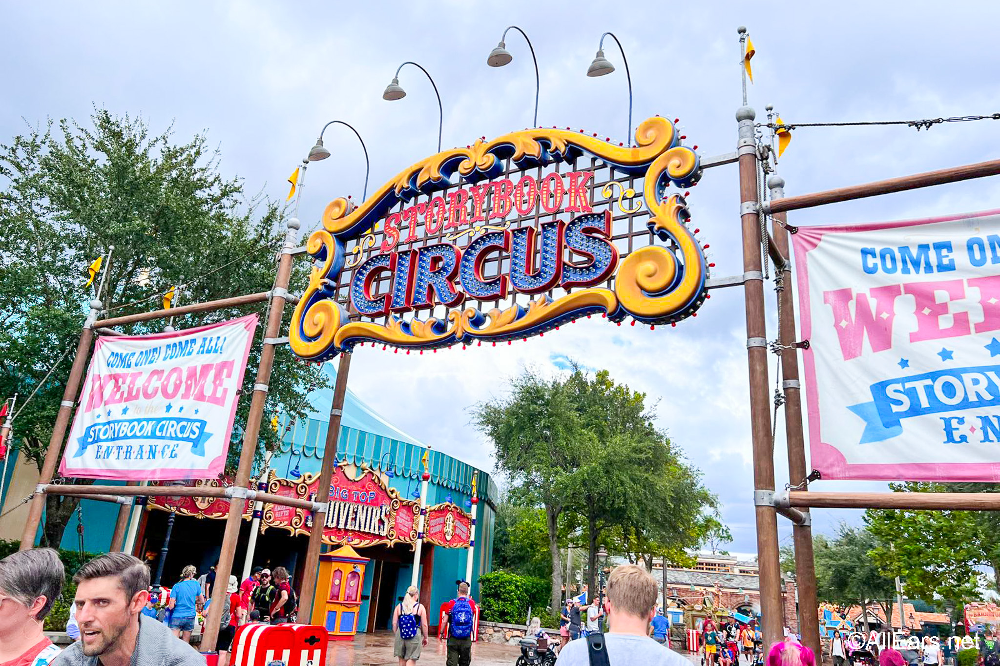 disney world jungle cruise boat names