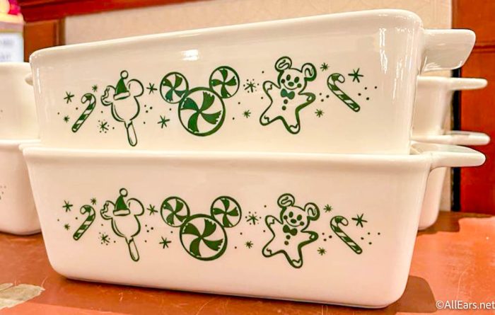https://allears.net/wp-content/uploads/2022/10/2022-wdw-mk-the-emporium-holiday-merchandise-christmas-collection-mickey-treats-baking-tray-pan-700x445.jpg