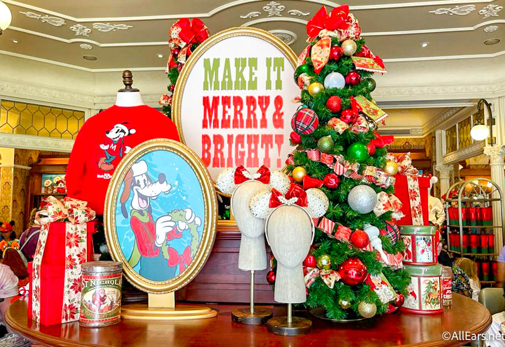 2022 disney christmas merch