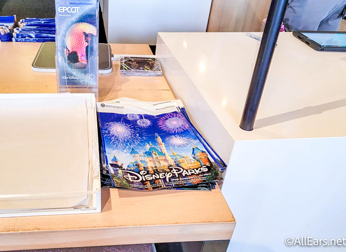 UPDATE: Walt Disney World Slowly Phasing Out Complimentary Plastic