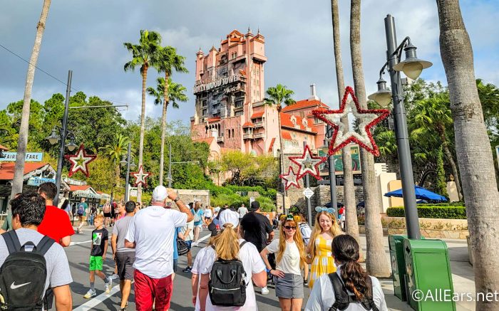https://allears.net/wp-content/uploads/2022/11/2022-wdw-dhs-hollywood-studios-tower-of-terror-crowds-1-700x437.jpg