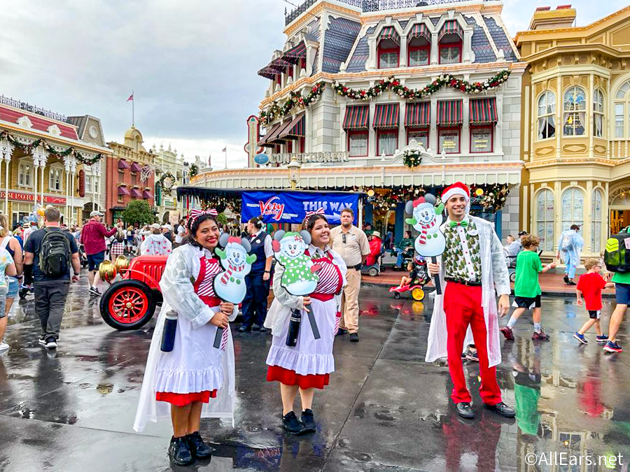 First Magic Kingdom Cast Members Begin Training for Return of Walt Disney  World Railroad