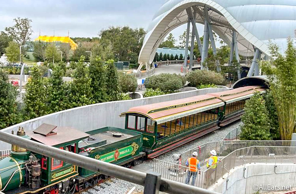 VIDEO! First Ride Through the TRON Tunnel on the Magic Kingdom