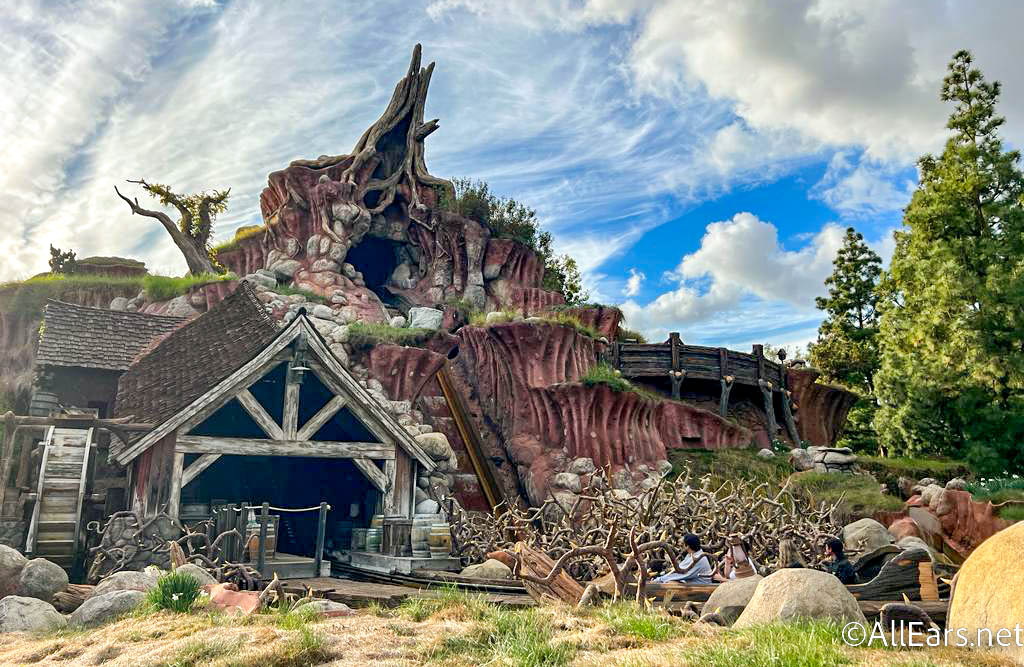 When Disneyland s Splash Mountain Could Close FOREVER AllEars.Net