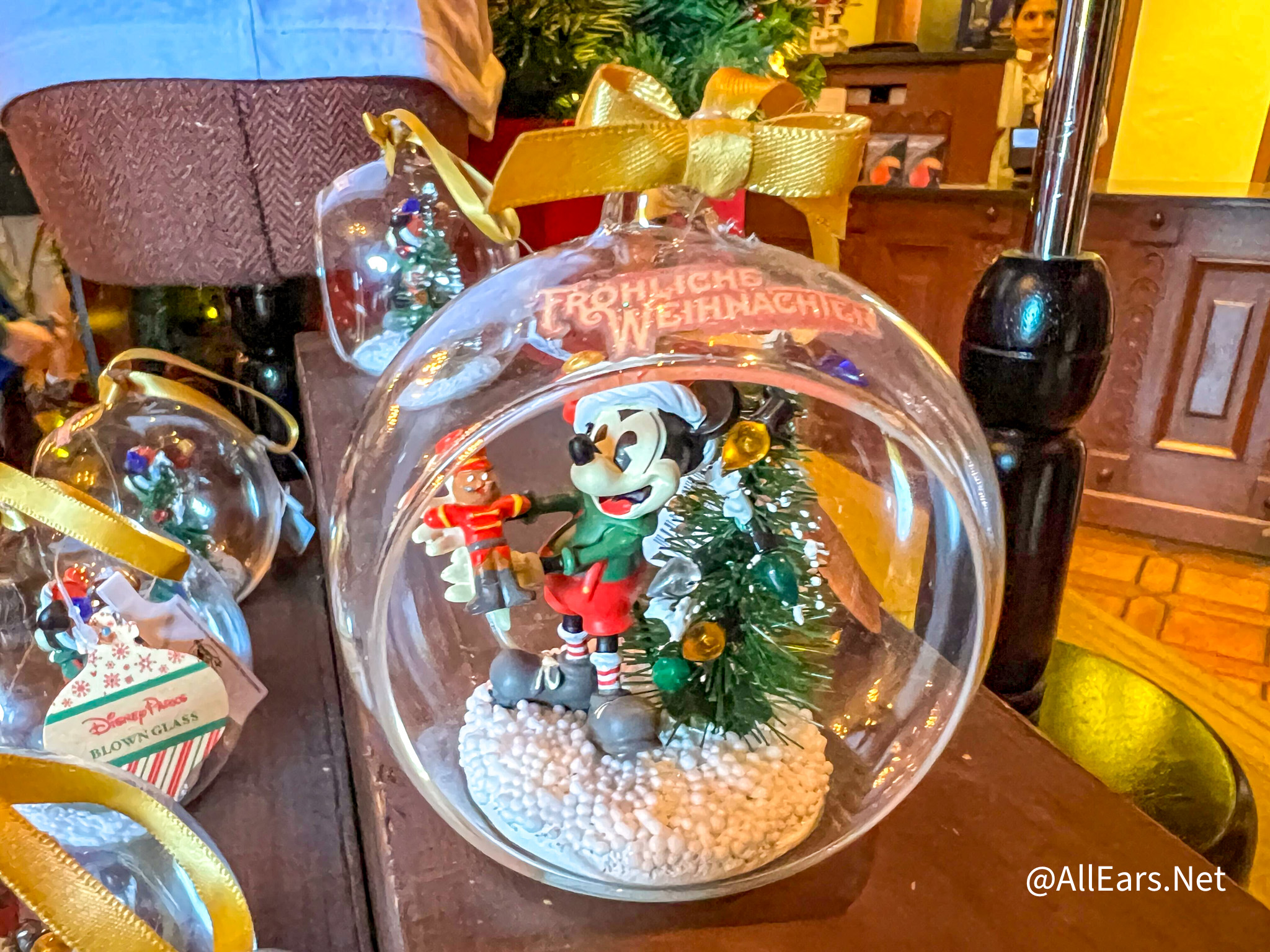 Disney Sketchbook Ornament - Santa Minnie Glass Dome