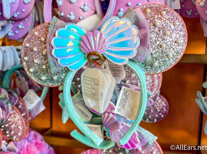 Disney Parks 2023 Minnie Mouse Ear Headband