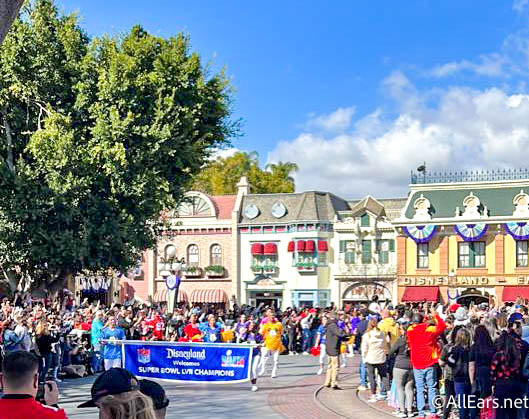 A Look Back at Last Year's Super Bowl Parade at WDW