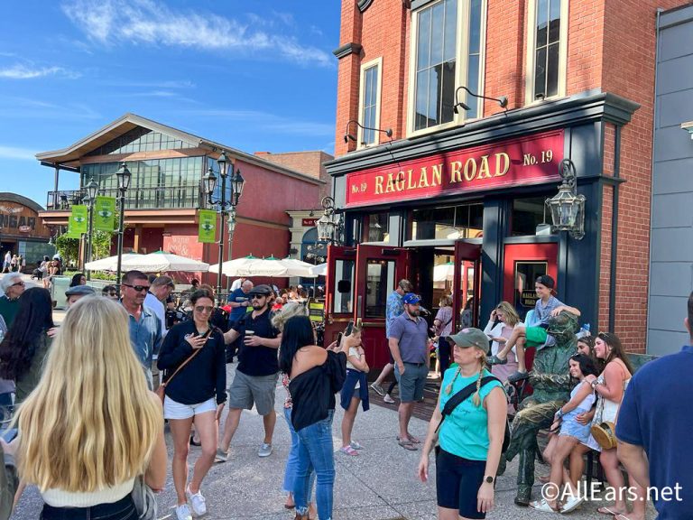 10 Dates to AVOID Disney Springs in 2024