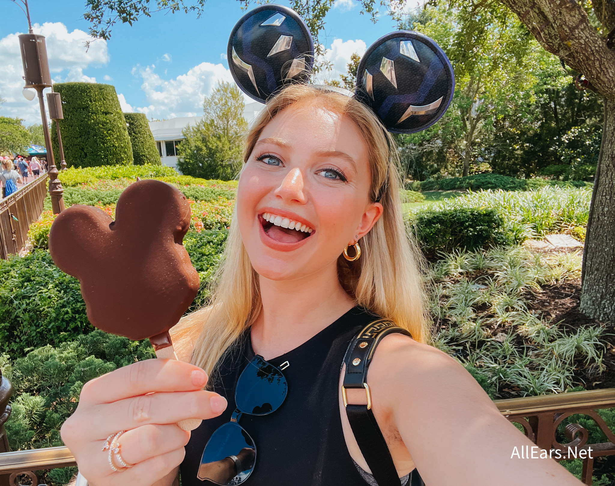 TikTok “Creative” Publicly Mocks Disney Adults at Disneyland - Inside the  Magic