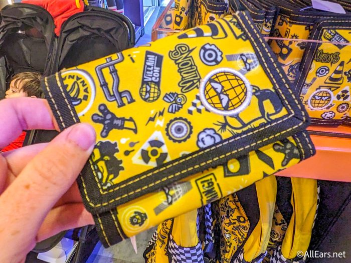 4 New Loungefly Bags? That's Not Even the BEST Part of This NEW Theme Park  Store! 