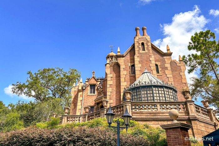 Did the Hatbox Ghost Materialize Now That Haunted Mansion Reopened