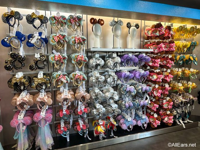 The Disney Parks Balloon: Classic Souvenir or Problematic Waste